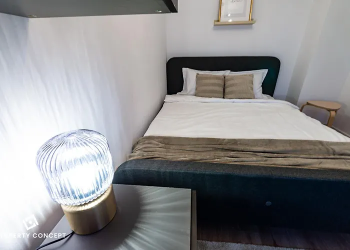 Central Residence Apartment 921