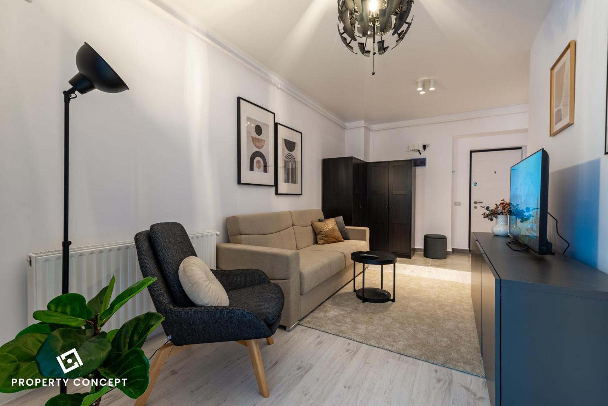 921 Apartment