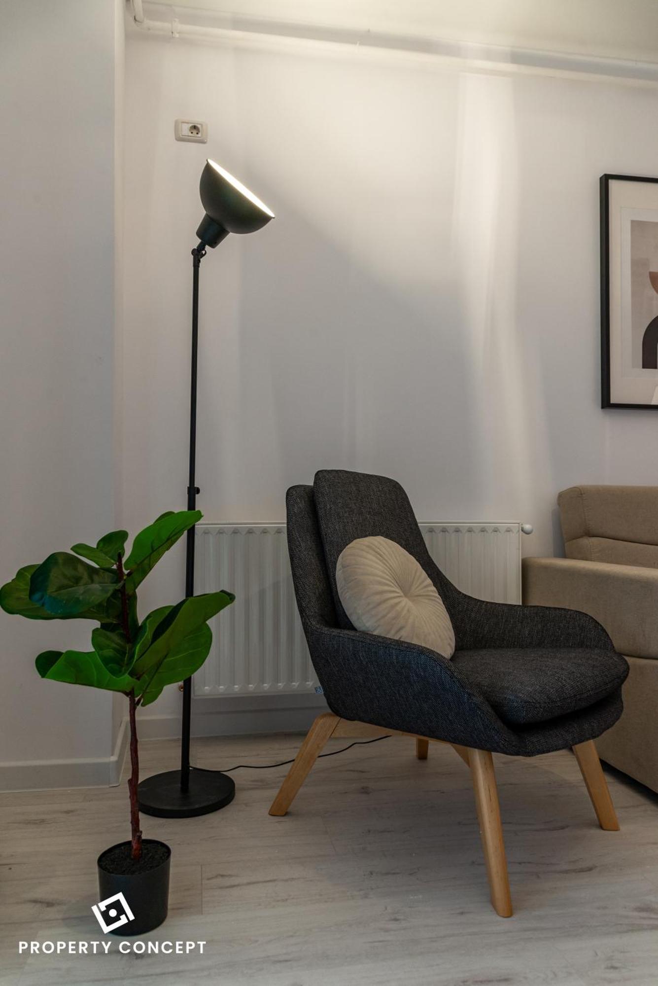 921 Apartment